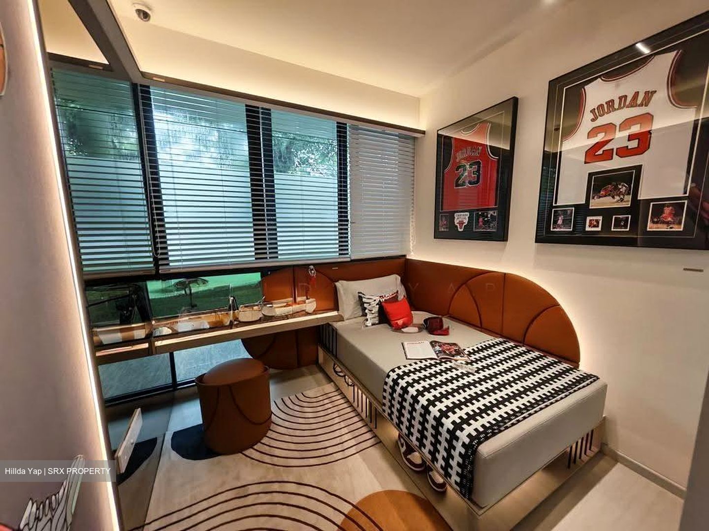Lakeside Drive (D22), Condominium #623133571